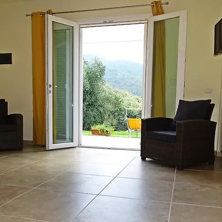 Santo Stefano فندق