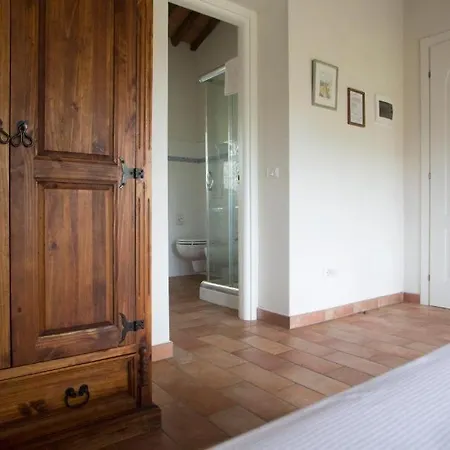 Santo Stefano Otel 2*