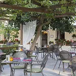 Santo Stefano Hotel
